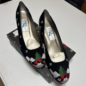 Ros Hommerson Black Heels with Red and Green Embroidery